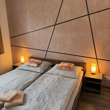Apartmany Catalina Nesvady Buitenkant foto