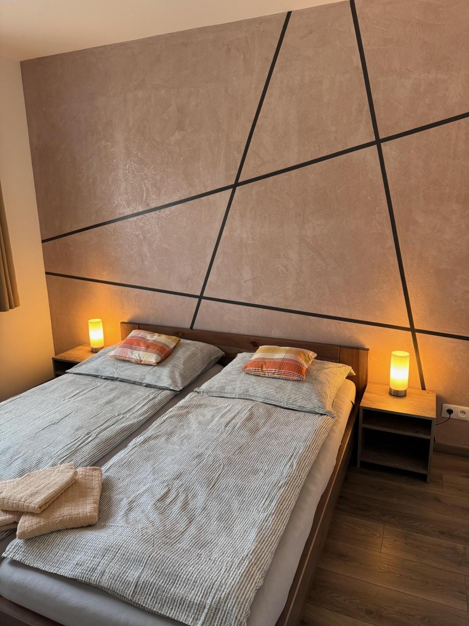 Apartmany Catalina Nesvady Buitenkant foto